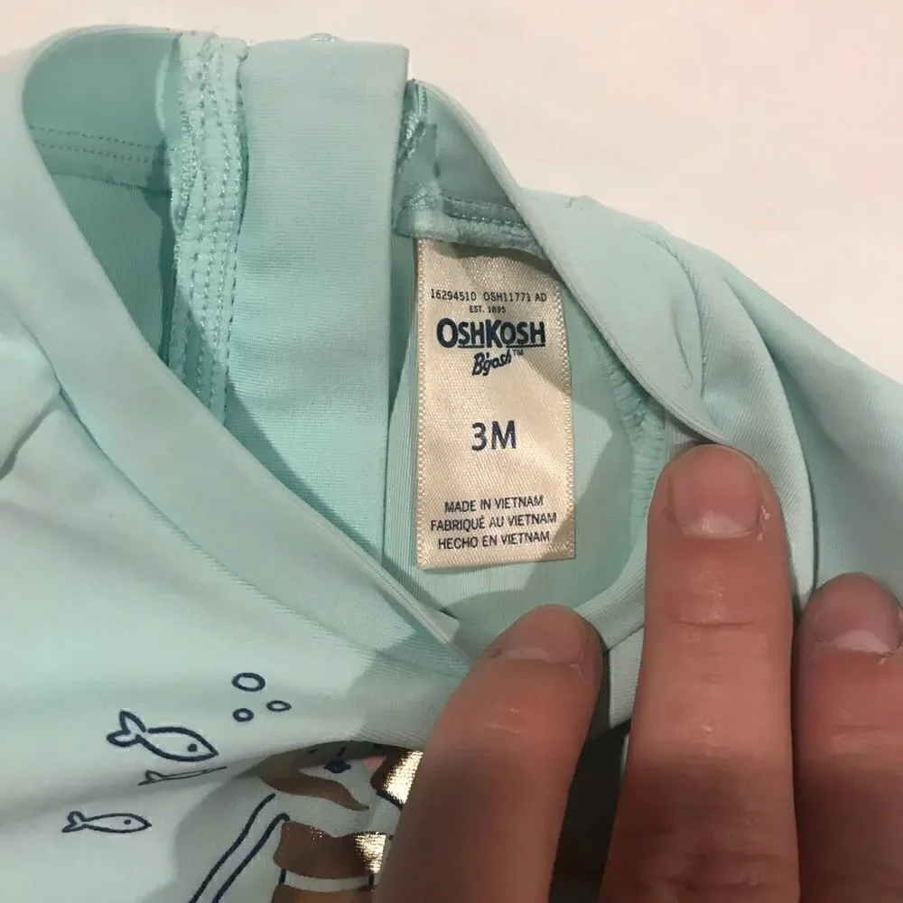 Osh Kosh B’gosh size 3m long sleeve bathing suit